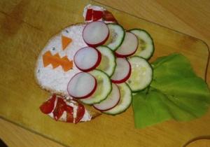 kanapka w kształcie rybki